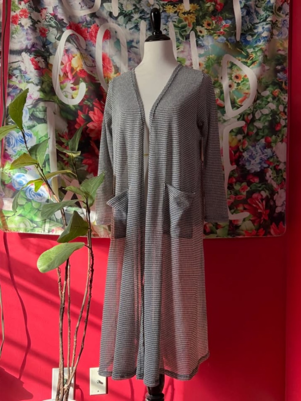 Black and White Lightweight Long Sweater/Duster